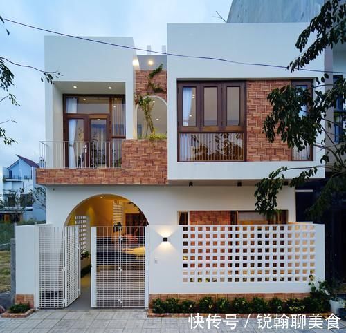 主卧|她住128㎡的联排别墅,家里3处天井,满眼绿色,像个植物园