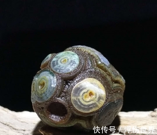 玛瑙|欣赏父亲收藏的天然奇石,瑰丽多彩的画面美观,大家好好看下