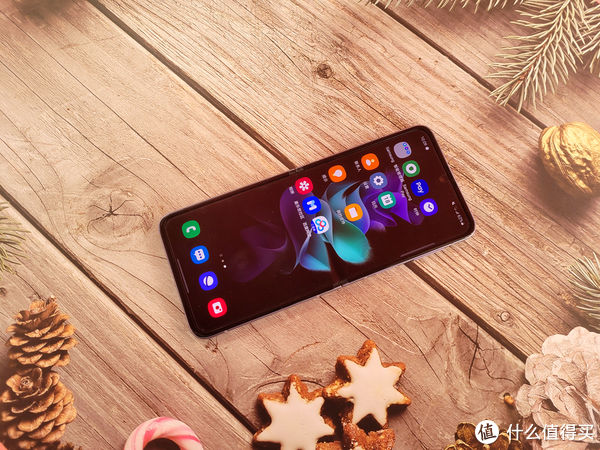 三星|三星Galaxy Z Flip3 5G体验:潮流时尚的“翻盖手机