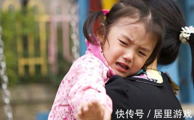 用力过猛|这些“中国式礼貌”,正伤孩子于无形中,家长别再拿来炫耀了