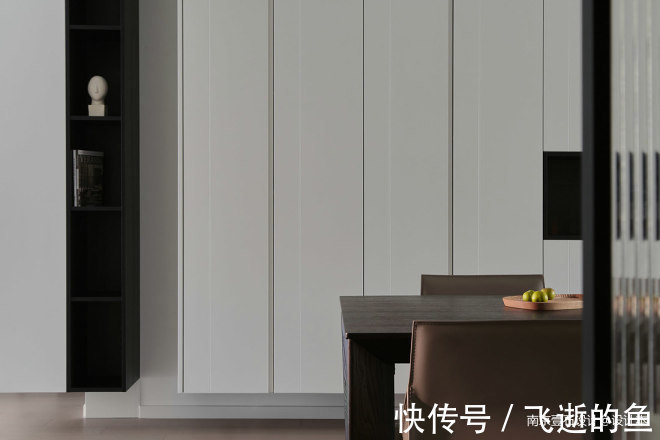 空间|129㎡现代简约风,空间互换优化采光