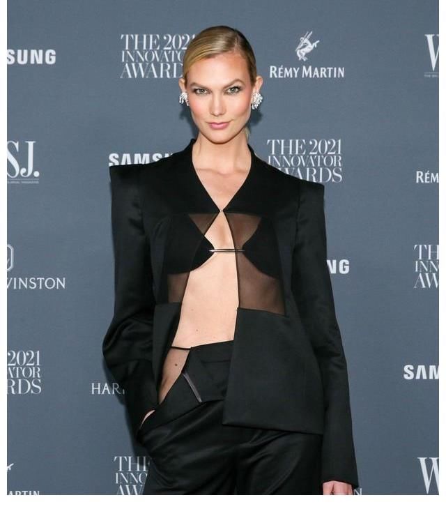 卡莉·克勞斯(Karlie Kloss)出席WSJ.雜志舉行的2021年創(chuàng)新者獎