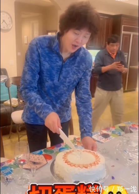 郎导|郎平美国山景豪宅举办生日派对，朋友四方来贺她年轻10岁！