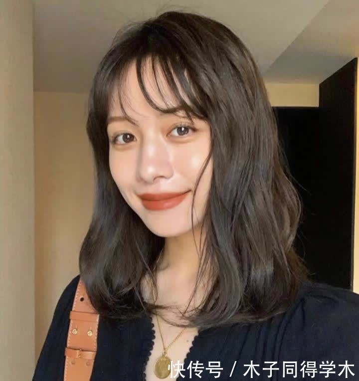 你知道吗?发型直接影响颜值,木马卷温柔自然,卷羊毛卷复古典雅