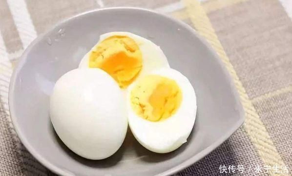 坏处|每天吃一个鸡蛋有坏处其中3点不可不知,别让身体吃亏