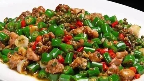 上桌超级受欢迎的下饭菜，鲜香开胃，好吃到吮指，老少皆宜！