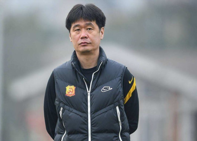 丑闻|国足又曝出丑闻!王大雷:除了海港、泰山队,都在谈论同一个问题