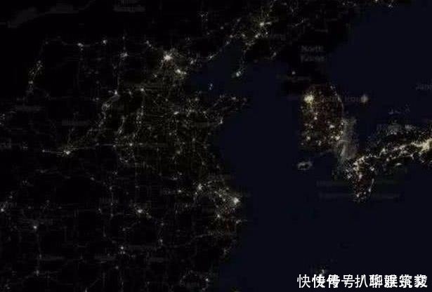 卫星 从卫星上看东亚的夜景，对比三个时期的中日韩三国差距