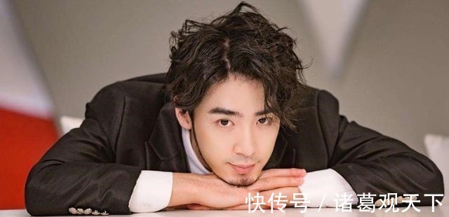 高天鶴被P掉《天天向上》節(jié)目海報(bào)由5人變4人 ，他可能出事了