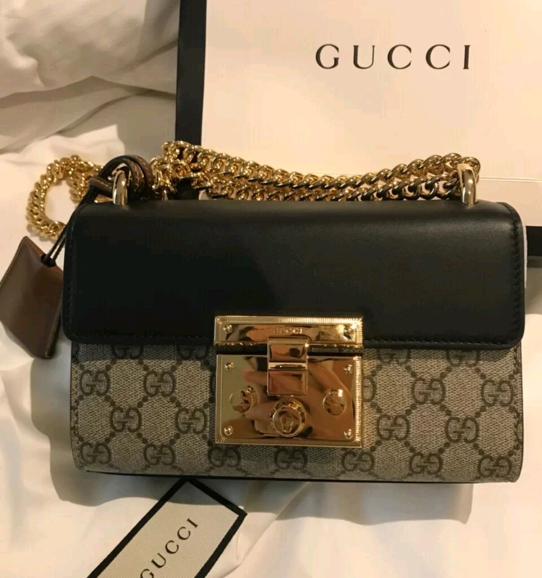 基础款|优雅温柔的成熟女人,穿衣打扮不将就,都懂得利用穿搭打造高级感