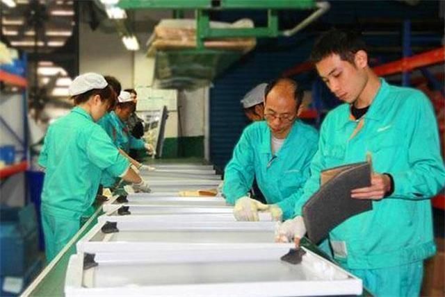 老龄化|中国制造“老龄化”加剧，年轻一代宁愿送外卖，制造大旗靠谁扛