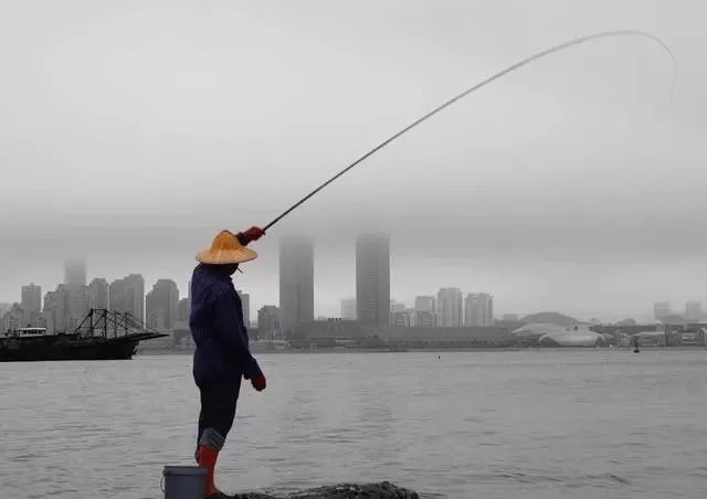 刺激鱼疯狂开口的4种钓法，垂钓高手都这样做，中鱼率飙升10倍！