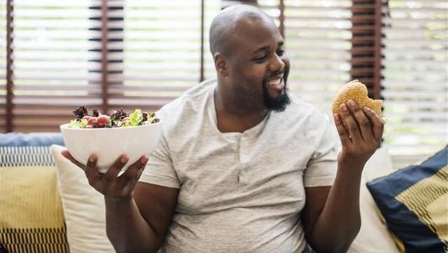 肥胖|血糖超标的人，身体可能出现3个异常，若没中，血糖还算平稳