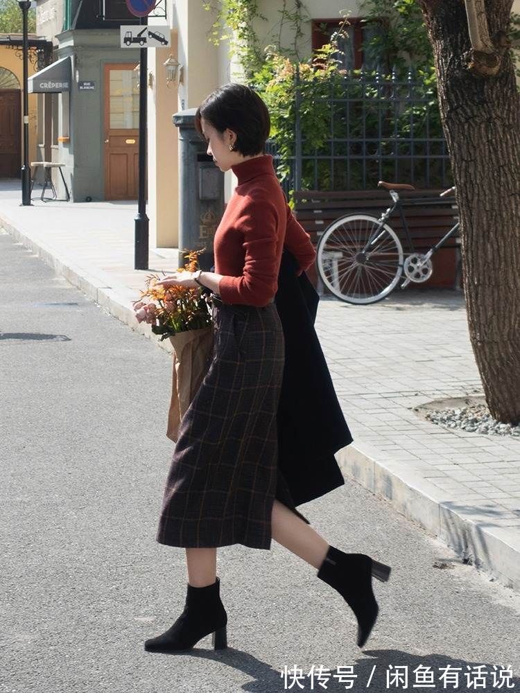 半裙|中年女人穿裙要得体,太长太短都有扮嫩嫌疑,“七分半裙”更优雅