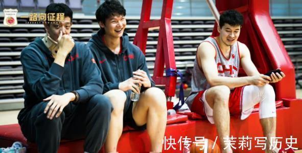 刘维伟|不止沈梓捷离队!杜锋痛失“左膀右臂”!双料主帅备受质疑