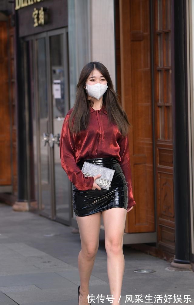穿搭 30岁女人多穿包臀裙,搭配衬衫和尖头细跟鞋,气质优雅又知性!