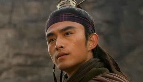 女婿|此人兵器重量排行第三,首战梁山身负重伤,遭女儿女婿害死