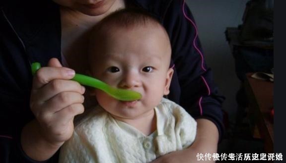 儿科医生|孩子积食总“蹬被子”儿科医生有4个苦衷,家长别不在乎!