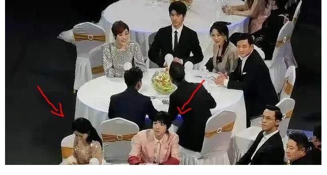 谢霆锋|大湾区中秋晚会8大槽点：群星假唱，主持人拉胯，大牌明星打酱油