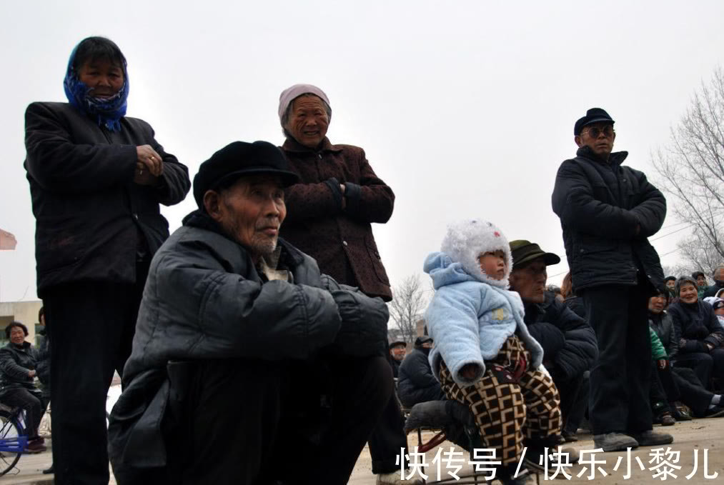 孩子|子女?dāng)?shù)量影響家庭“幸福指數(shù)”？生幾胎的人生最完美？教養(yǎng)是關(guān)鍵