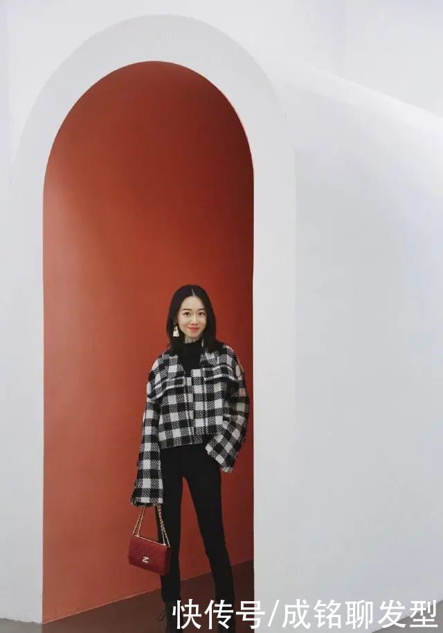 短发|短发小姐姐温柔风搭配，简约时尚又减龄，洋气显瘦又有范儿