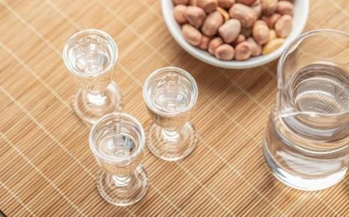 肝内科主任：转氨酶360半年降到32，坚持补1红，你也可以