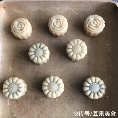 枧水|让美味又营养的蜂蜜月饼，满足你的胃吧