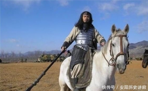 五虎将|五虎将都用的什么武器?关羽张飞的众所周知,其他3位也很不简单