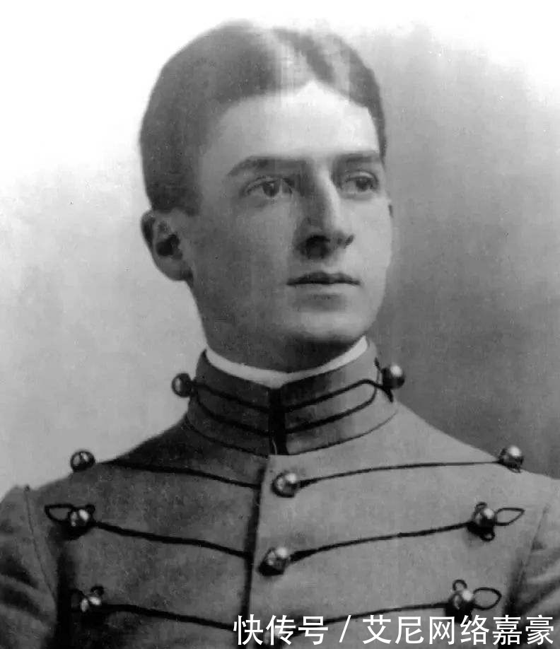 麦克阿瑟|麦克阿瑟一生成败都在亚洲，为何亚洲对他如此重要？