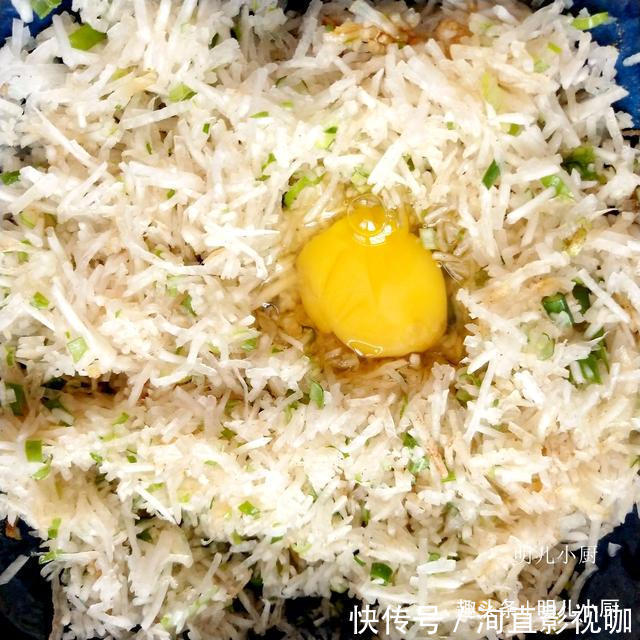 萝卜丸子|秋天，多给孩子做这丸子，2块钱做一盆，健脾养胃孩子常吃胃口好