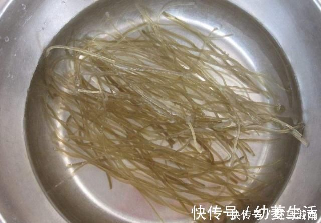 劲道|泡粉条不要只用水，学会这一招，5分钟就能泡好，粉条劲道有嚼劲
