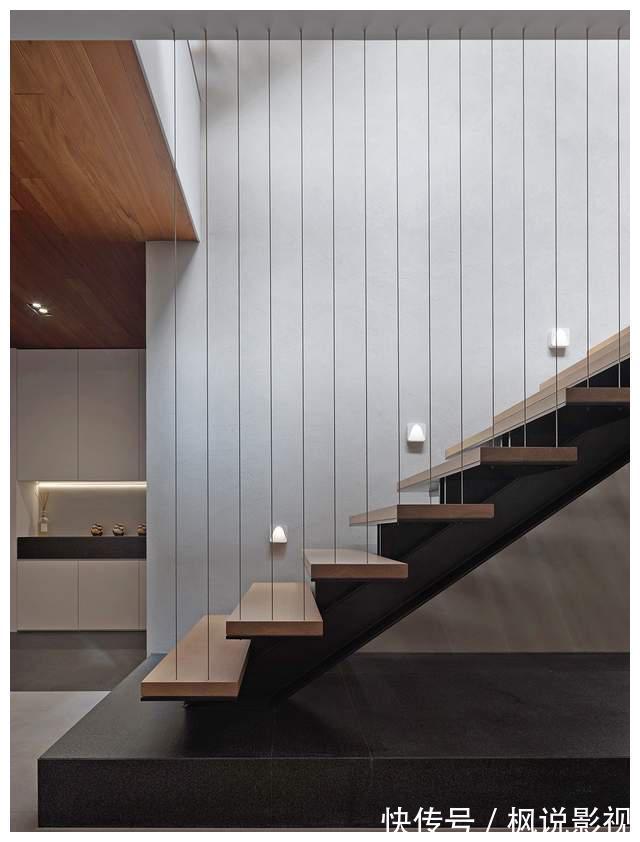户型图|晒晒3层农村自建房，726㎡场面过于豪气，什么人才能住这样的房子