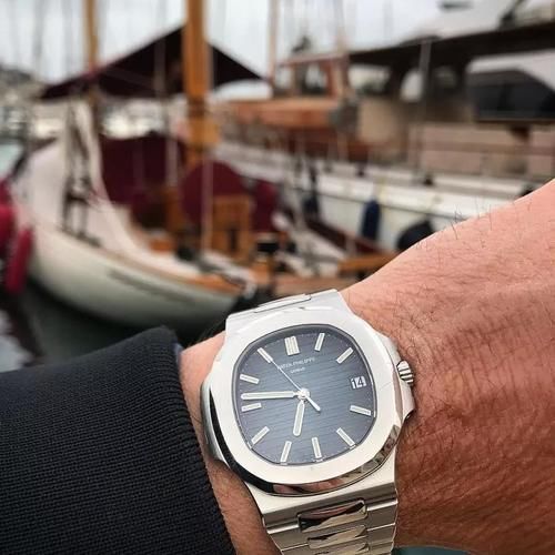 四十岁的男人适合佩戴什么样的手表？这三款比较不错