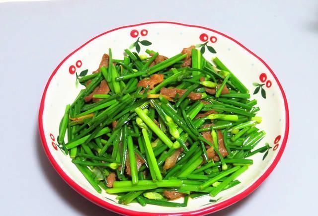 苦菊|两口人的晚餐,4道家常菜,有荤有素,没有主食,娘俩也吃撑了
