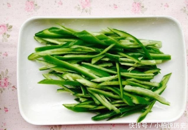 5成人不吃它,满满的胶原蛋白,百吃不腻,润肤刮油,气色显年轻