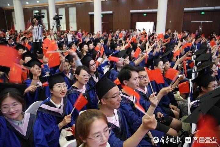 硕士学位|山师大两千多名博士硕士毕业！获得师长满满祝福