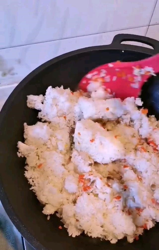 鸡蛋和此物天生一对，做法简单，隔三差五做给孩子吃，营养到位