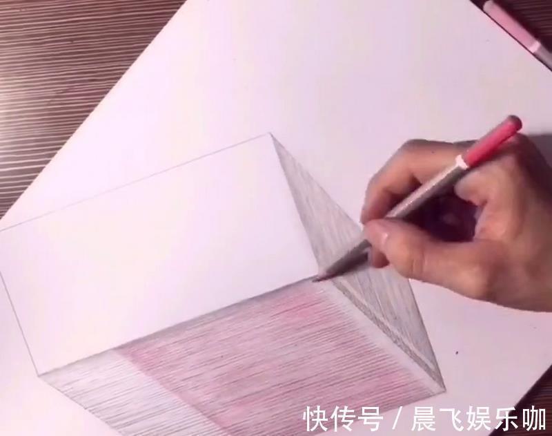 美术生画&美术生画5万块,被吐槽“尺寸都不对”,画纸裁掉一截后打脸了!