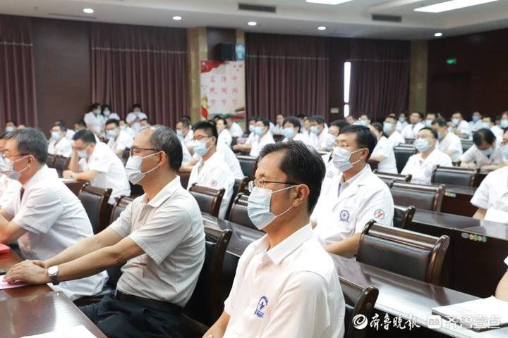 夏家林|最美“医”瞬间！滨州市人民医院医师节颁奖典礼仪式感满满