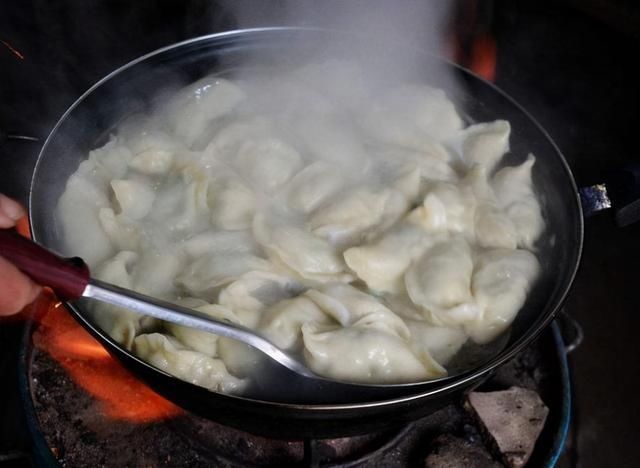 爷爷做了50年厨子,总结12个炒菜小技巧,轻松提升厨艺