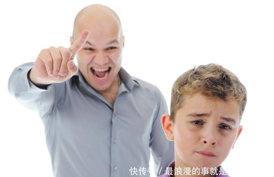 叛逆期|妈妈掀开床垫,无意发现孩子偷藏的纸条,内容刺痛了妈妈的心