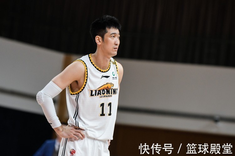 辽宁|两伤员刚复出,但有两后卫无限期缺席!新人获机遇,高诗岩该回了