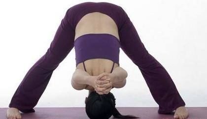 手指|经典开肩瑜伽动作，经常练肩部自然就开了