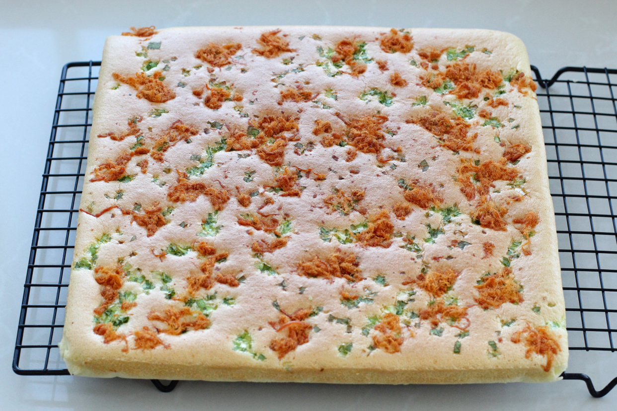 蛋糕卷不开裂只需注意两点，口感细腻松软，零添加给孩子吃才放心