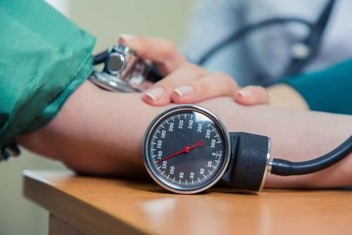 药效|高血压难以控制，或与这6个因素有关，及时找到原因，针对治疗