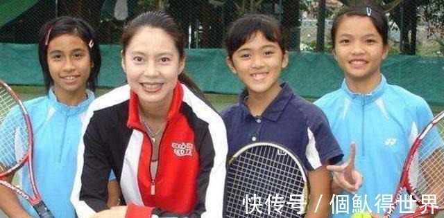 美国|“体坛叛徒”胡娜,比赛中途公然投靠美国,今回国高调上节目捞金