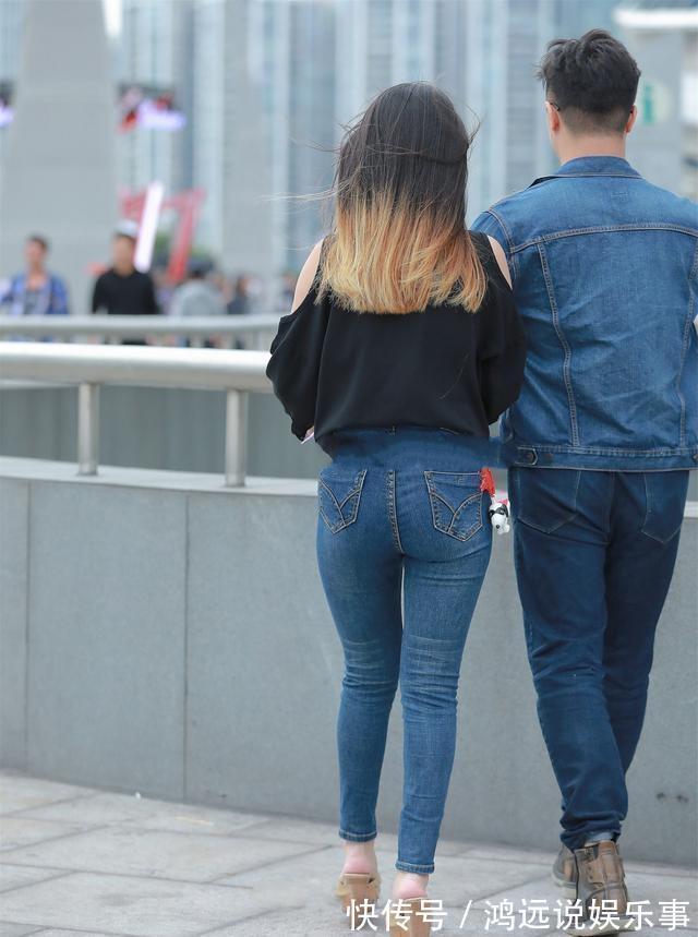 秘诀 黑色低领背心搭配花纹打底裤,穿搭秘诀,值得注重细节