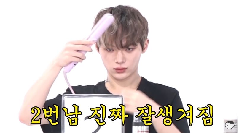 韩国小伙「整容级」化妆术真好！路人脸秒变韩星如「换脸」，网友：好像BTS成员V！