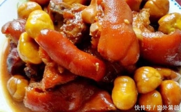 女孩愛美多吃“美容菜”,軟嫩爽滑吃著香,美白祛斑抗皺防衰老