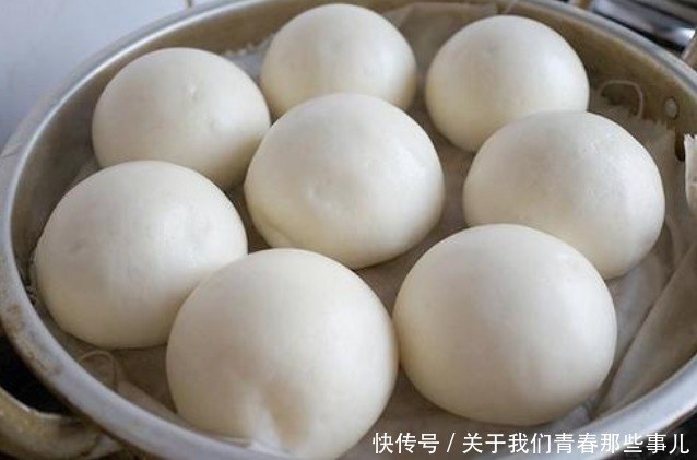 酵母菌|蒸馒头用大火还是小火？很多人用错了火，难怪馒头干硬塌陷，不香